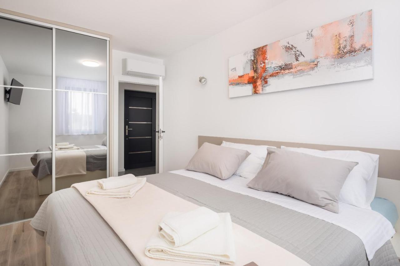 Luxury Apartment Blue Sky Pakoštane Exteriér fotografie